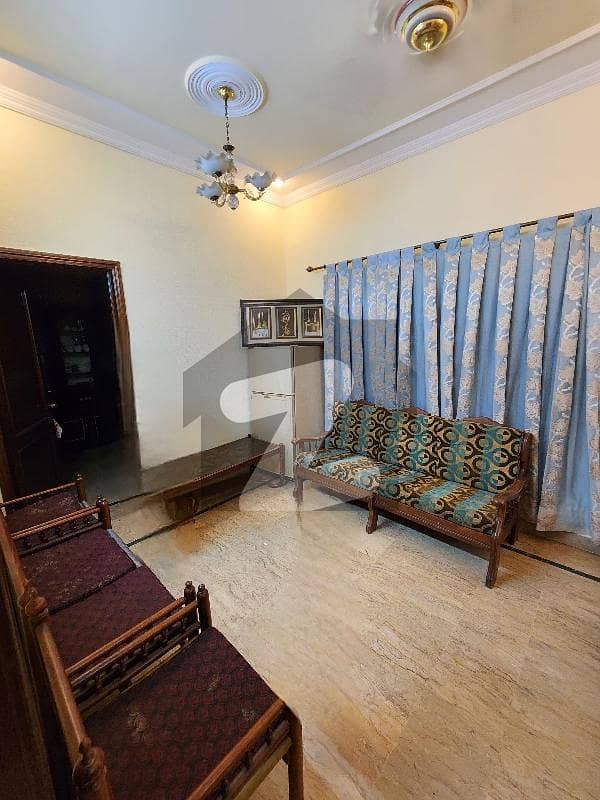 ڈی ایچ اے فیز 3 - بلاک زیڈ فیز 3,ڈیفنس (ڈی ایچ اے),لاہور میں 3 کمروں کا 5 مرلہ مکان 2.98 کروڑ میں برائے فروخت۔