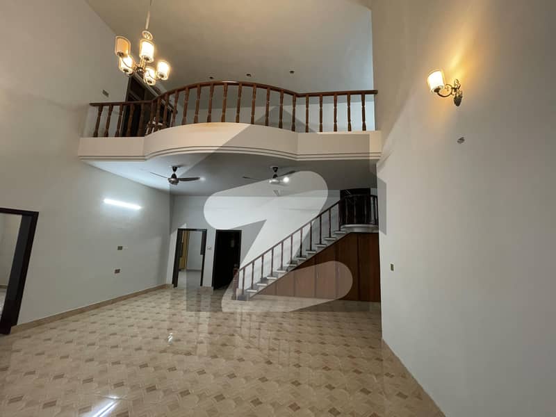 1 Kanal House FOR SALE In Wapda Town Near Market , Masjid &Amp; School
