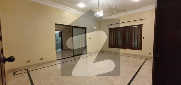 Chance Deal Independent 500Sq Yard Upper Portion Available For Rent In Prime Location DHA Phase 6