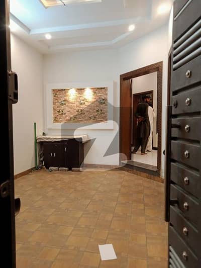 پنجاب سمال انڈسٹریز کالونی لاہور میں 3 کمروں کا 5 مرلہ مکان 61.0 ہزار میں کرایہ پر دستیاب ہے۔