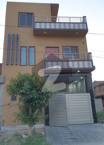 ڈائیوو روڈ فیصل آباد میں 4 کمروں کا 3 مرلہ مکان 1.1 کروڑ میں برائے فروخت۔