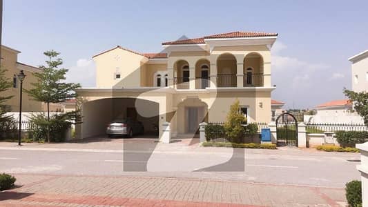 Emaar Villa For Rent 5 Bedrooms With 1 Kanal Lawn Area In Islamabad