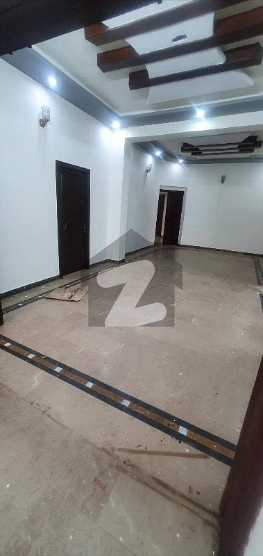 Nazimabad No. 4 4 Bedroom Drwaing Lounge Bangalow Full Floor Available For Rent