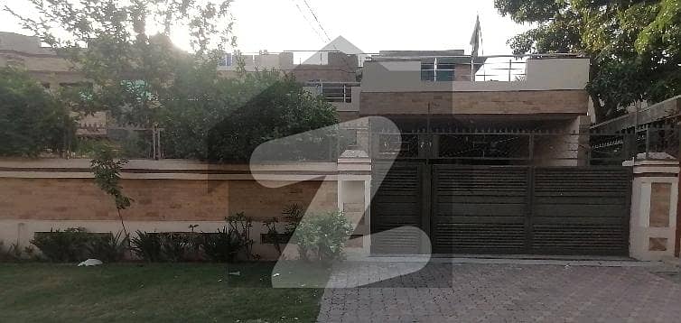 مرغزار آفیسرز کالونی لاہور میں 6 کمروں کا 1 کنال مکان 5.0 کروڑ میں برائے فروخت۔