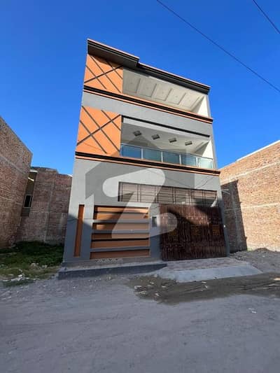 Prime Location House Spread Over 5 Marla In Sufiyan Garden Available