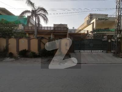 Facing Park 1 Kanal House Ideally Situated In Marghzar Officers Colony