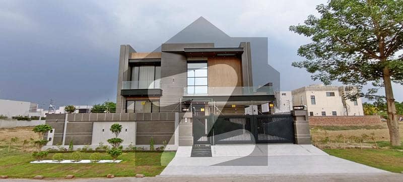 A well Design1 kanal house in Dha phase 7 is up for sale at very reasonable price near Raya Golf club in lahore