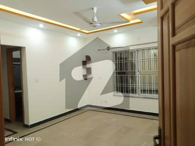 10 Marla Independent House for Rent available in D-18 Block A