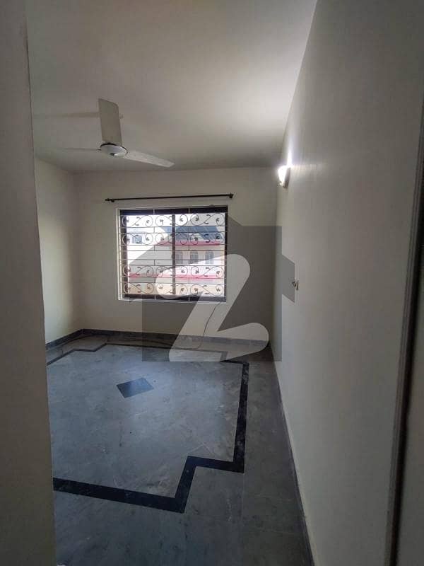 Mumty Single Room For Rent For Working Mile Mumty Single Room For Rent For Working Mile