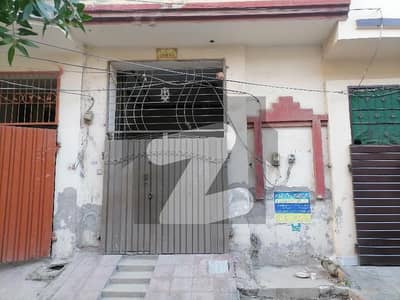 A 2 Marla Upper Portion Located On Satiana Road Is Available For Rent