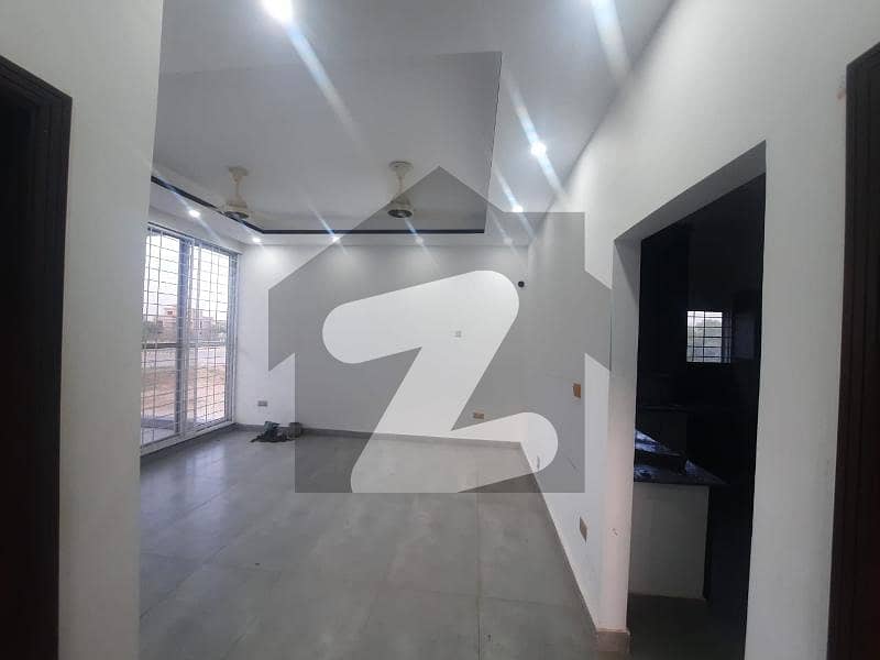 14 Marla Upper Possession House Available For Rent In Lake City Lahore