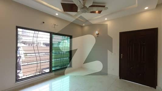 Ideal Prime Location 20 Marla House Available In EME Society - Block E, Lahore