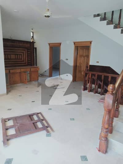 E-11/1 Multi 35x70 3rd Storey House For Sale