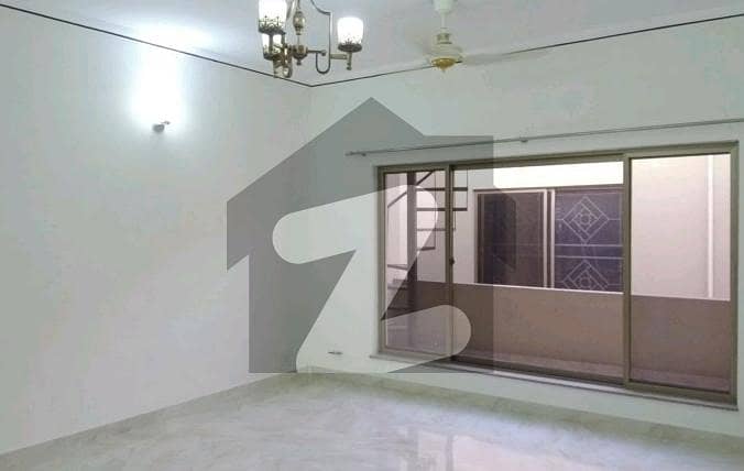 17 Marla House For rent Is Available In Askari 10