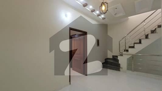 جوبلی ٹاؤن ۔ بلاک سی جوبلی ٹاؤن,لاہور میں 4 کمروں کا 3 مرلہ مکان 1.42 کروڑ میں برائے فروخت۔