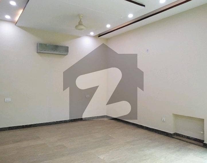 عسکری 11 عسکری,لاہور میں 5 کمروں کا 1 کنال مکان 7.44 کروڑ میں برائے فروخت۔