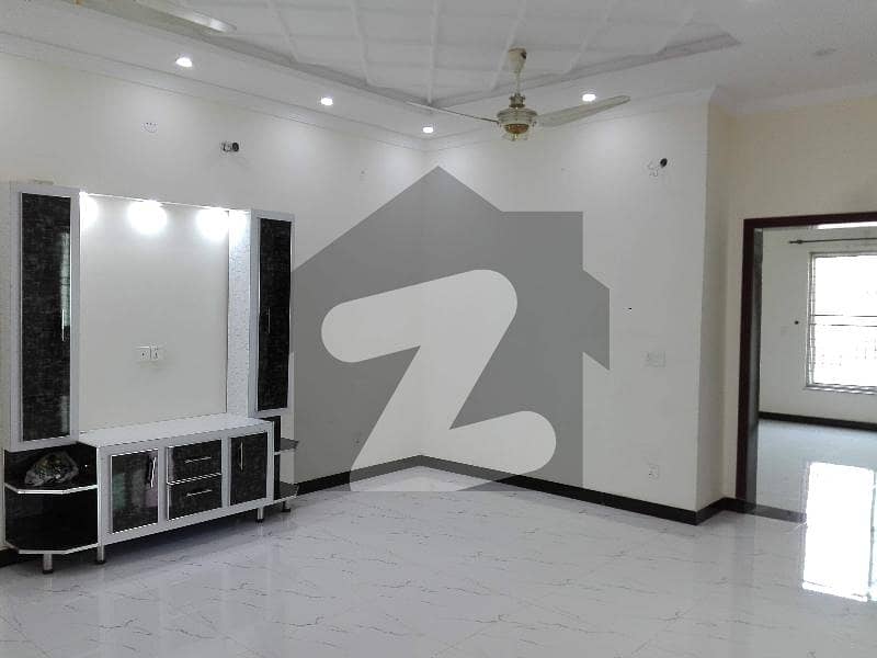 Centrally Located House For sale In Khayaban-e-Amin Available