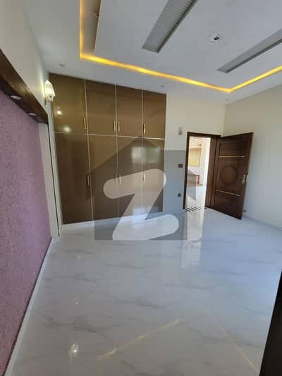 5 Marla Spanish House For sale 
Facing park+Corner 
In Bahria Orchard Lhr 
Raiwind Road