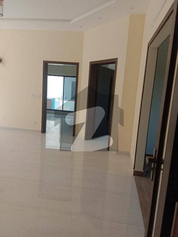 5 marla upper portion for rent in jinnah block bahria town lahore