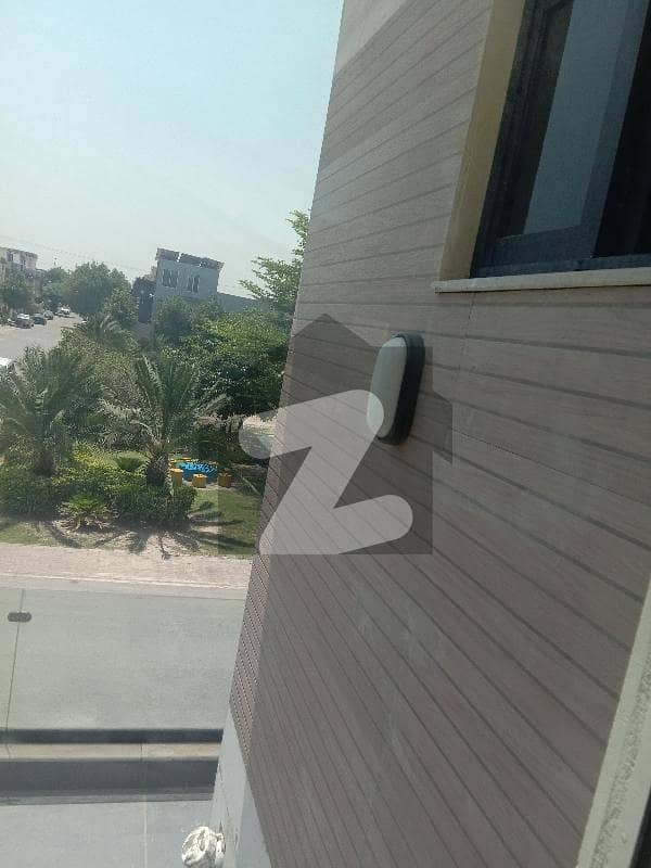8 marla upper portion for rent in ali block bahria town lahore
