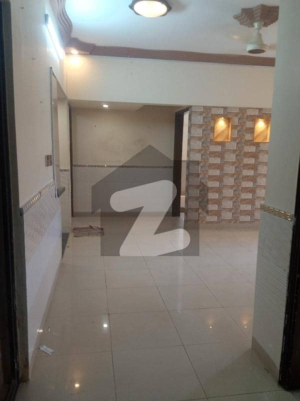 خالد بِن ولید روڈ کراچی میں 3 کمروں کا 7 مرلہ فلیٹ 2.5 کروڑ میں برائے فروخت۔