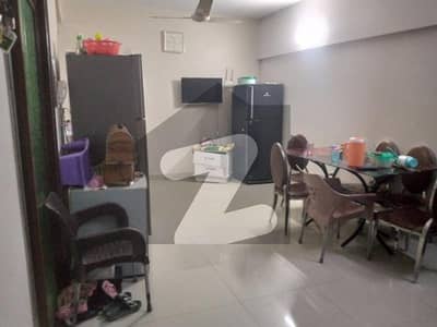 Flat 1150 Square Feet For Sale On Shaheed Millat Road
