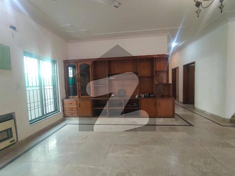 1 Kanal Lower Portion For Rent In DHA Phase 4 Near Ghazi Road
