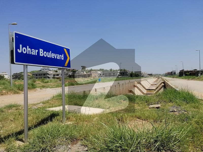 Pair Plot - Johar Boulevard - 100 Foot Road - Sector B - Top Height - Plot For Sale