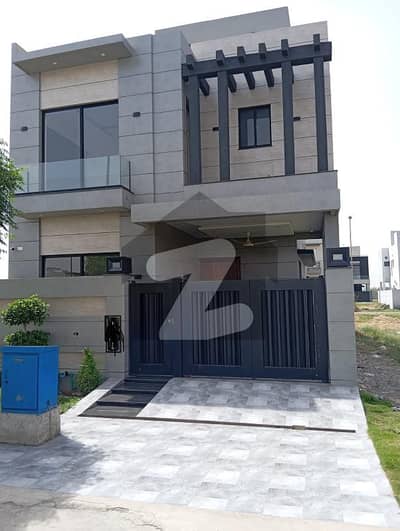 5 MARLA BRAND NEW LUXURY HOUSE AVAILABLE FOR RENT IN DHA 9 TOWN B BLOCK