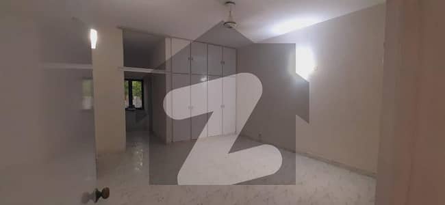Corner Kanal House On 70ft Road For Sale In DHA Phase 1-E-LAHORE