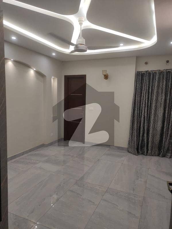10 MARLA BEAUTIFULL LUXURY FULL HOUSE FOR RENT IN BLOCK NORTHERN PHASE 1 BAHRIA ORCHARD LAHORE NEAR SCHOOL PARK MASJID AND SUPER MARKETS