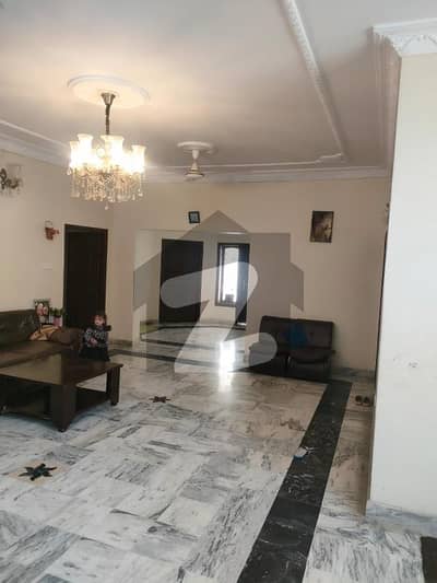 1 Kanal upper portion available for rent G15 lslamabad