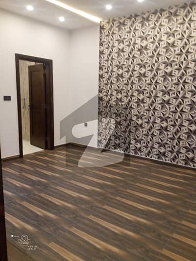 ایڈن ویلی فیصل آباد میں 3 کمروں کا 5 مرلہ مکان 2.3 کروڑ میں برائے فروخت۔