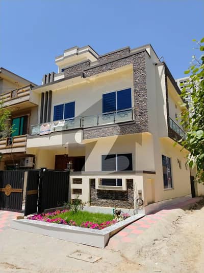Brand New 25x40 Corner House for Sale with 3 Bedrooms in G13 Islamabad
