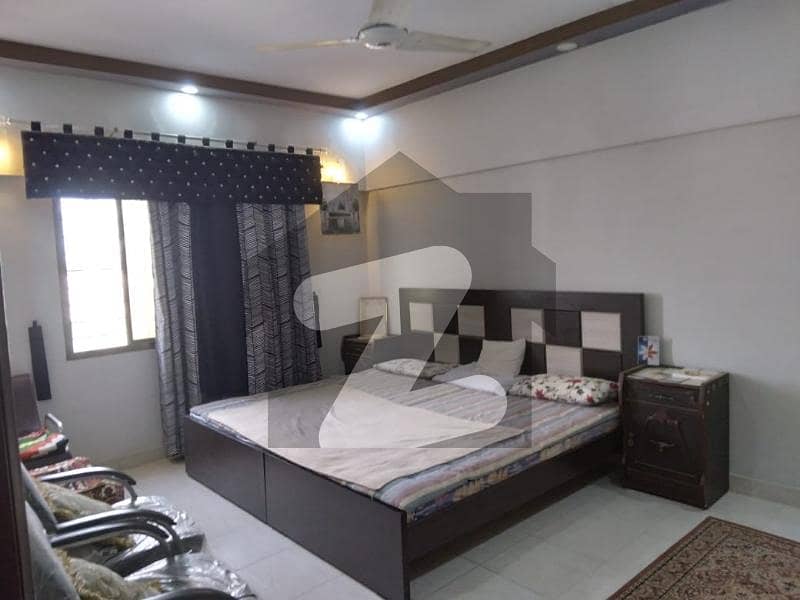 4 Bedrooms Flat For Sale In Shaheed e millat road