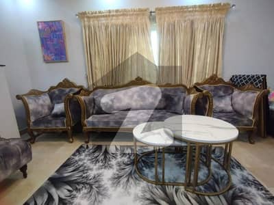 10 MARLA FULLY FURNISHED HOUSE AVAILABLE FOR RENT IN DHA PHASE 4