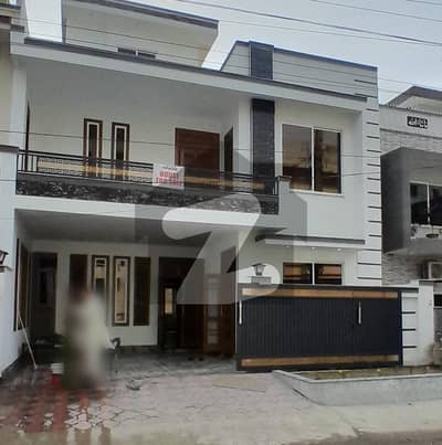 8 Marla Double Story House Available For Sale