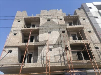 Ideally Located Prime Location Flat Of 900 Square Feet Is Available For sale In Karachi (Applicable On Bank Loan)