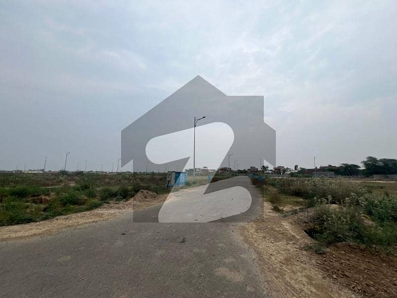 Prime Location 01 Kanal Plot No 967-S Is Available For Sale In DHA Phase-7