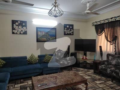 ڈیفنس گارڈن کراچی میں 3 کمروں کا 7 مرلہ فلیٹ 3.0 کروڑ میں برائے فروخت۔
