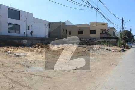1000 Yards Residential Plot For Sale On Prime Location Huge Front Can Be Divided Into 2
