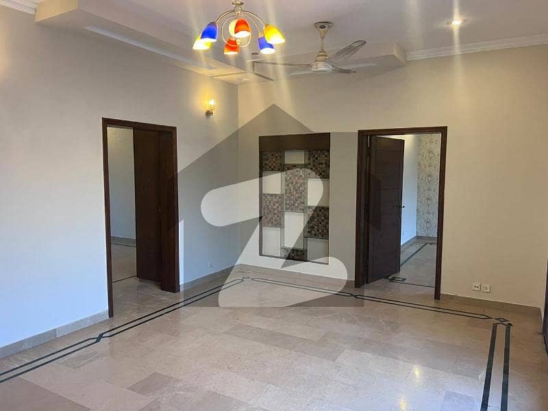 Phase 5 1kanal Modern Design Upper Portion 3bed With Attached Bath, Lounge, Kitchen, Store, Drying Room, Servent Coater 3 Car Parking