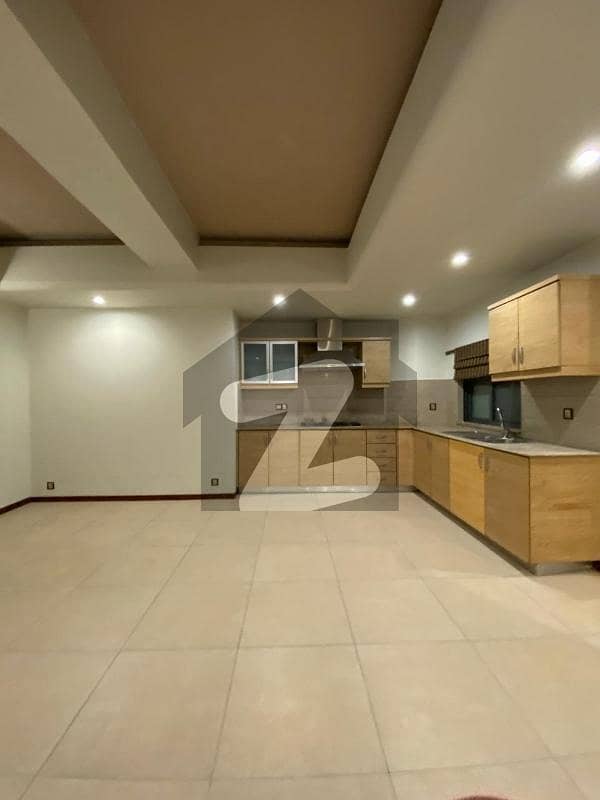 Silver Oaks F-10 Specious unfurnished apartment available for rent beautiful Location