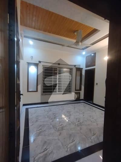 25*40 Double Story House 
Available for rent G-14/4

(All pictures are original)