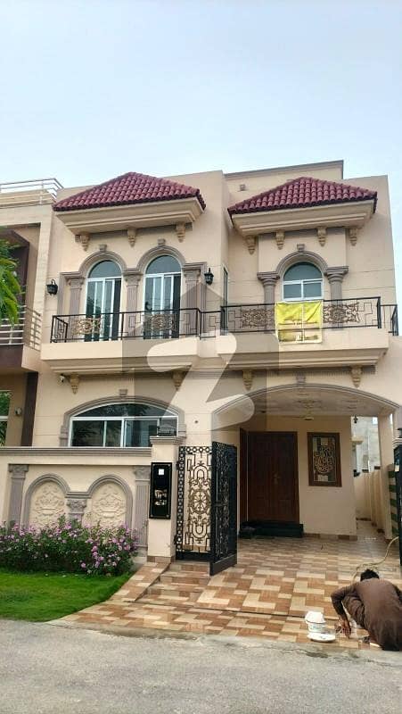 5 MARLA CORNER BRAND NEW HOUSE IN DHA PHASE 11 RAHBAR IS AVAILABLE FOR SALE