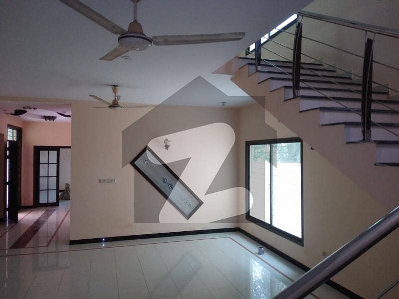 ڈی ایچ اے فیز 5 ڈی ایچ اے ڈیفینس,کراچی میں 5 کمروں کا 1 کنال مکان 12.0 کروڑ میں برائے فروخت۔