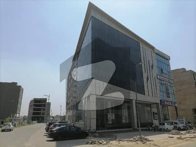 16 Marla Brand New Commercial Building Available For Rent