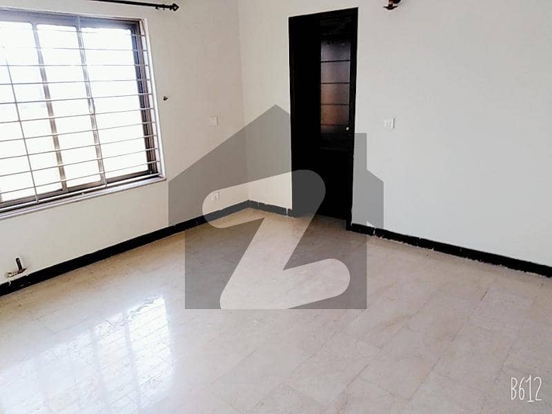 1 Kanal Full House Available for Rent in Chaklala Scheme III