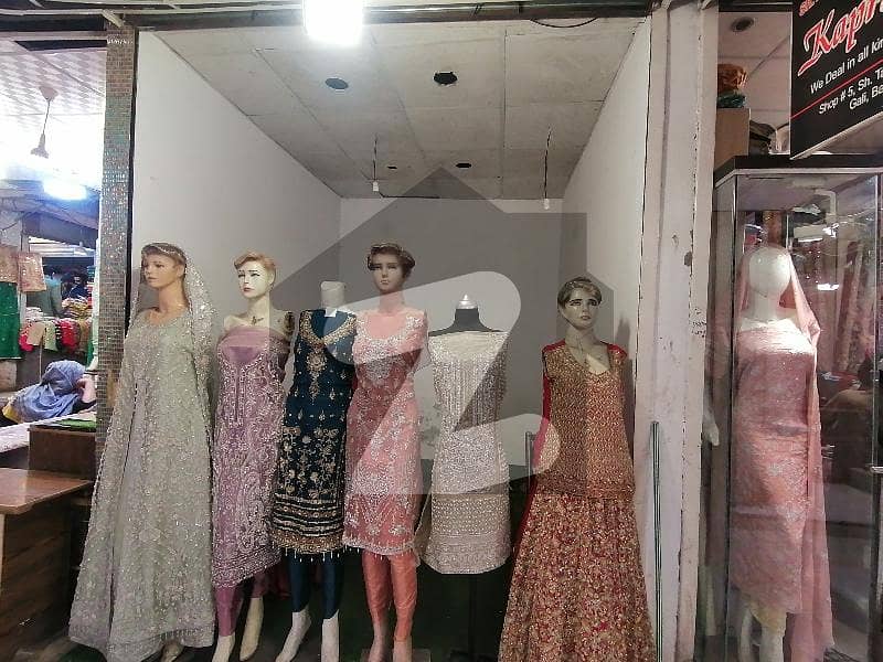 On Excellent Location 150 Square Feet Shop Is Available For rent In Baghbanpura On Excellent Location 150 Square Feet Shop Is Available For rent In Baghbanpura