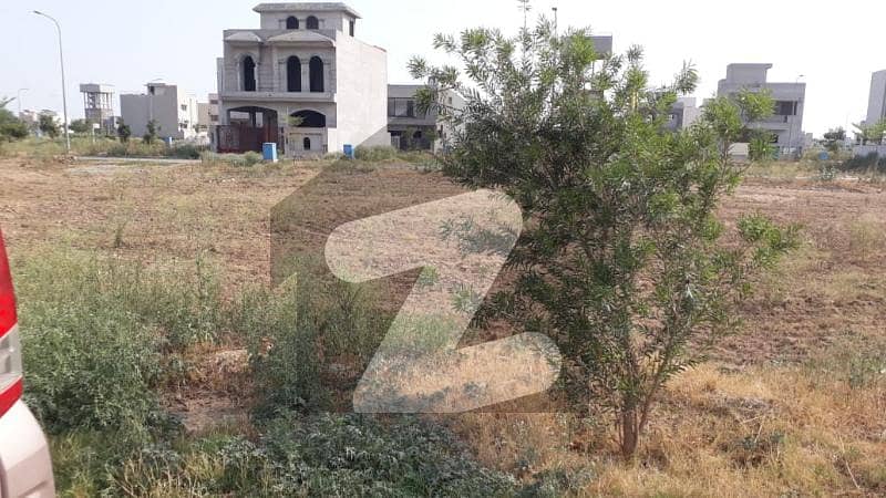 1 kanal Residential Plot DHA Phase 7 For Sale At Populated Place Plot # Z1 695